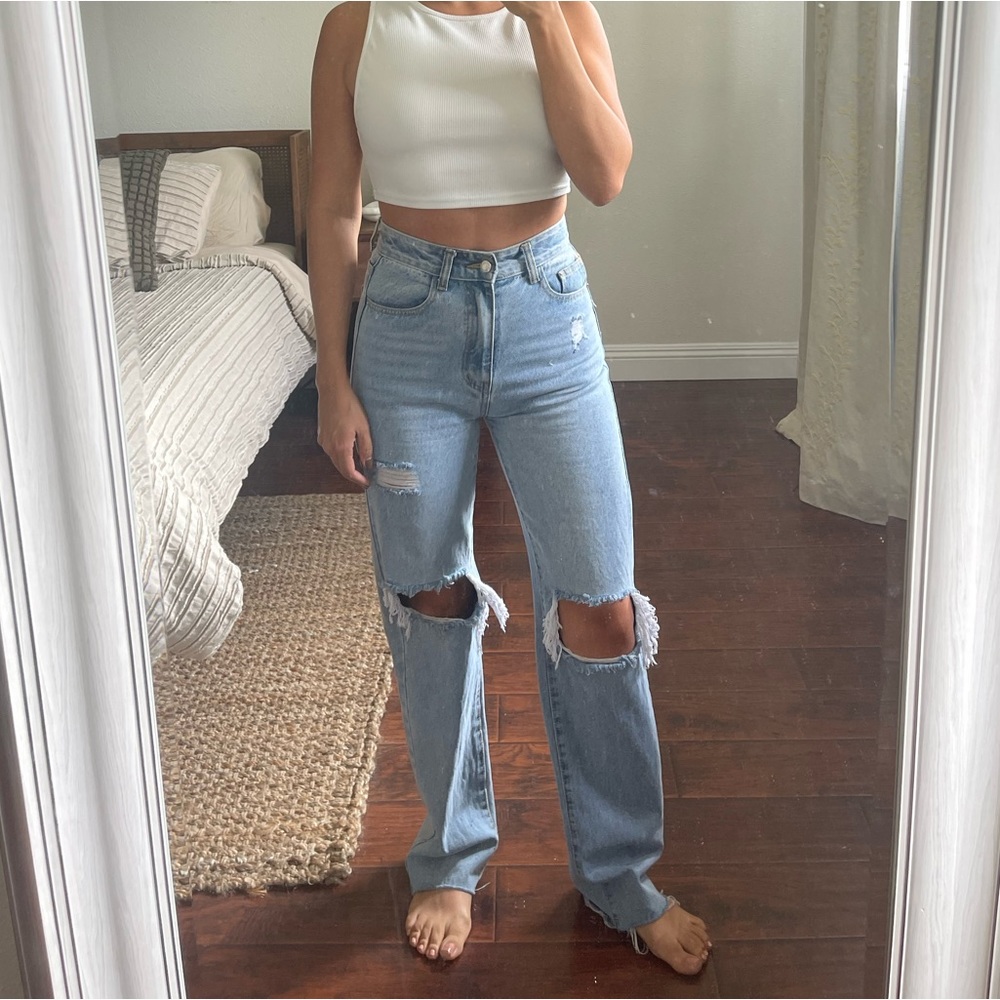 High Waisted Denim - Picture 5 of 9